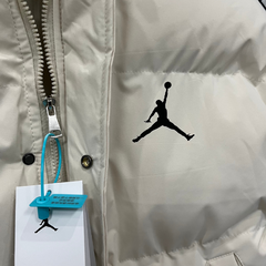 Chaqueta acolchada Jordan color beige
