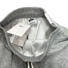 Pantalones deportivos grises Nike