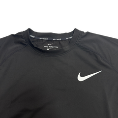 Camiseta Nike negra de manga larga