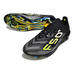 Scarpa da calcio Adidas F50 Elite SG nera con tacchetti misti
