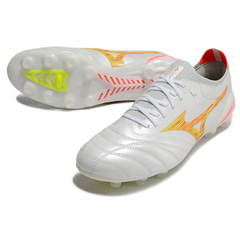 Bota de fútbol Mizuno Morelia Neo IV Elite blanca, naranja y amarilla para terreno firme (FG).