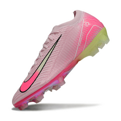 Botas de fútbol Nike Air Zoom Mercurial Vapor 16 Elite rosa claro y verde para terreno firme (FG).