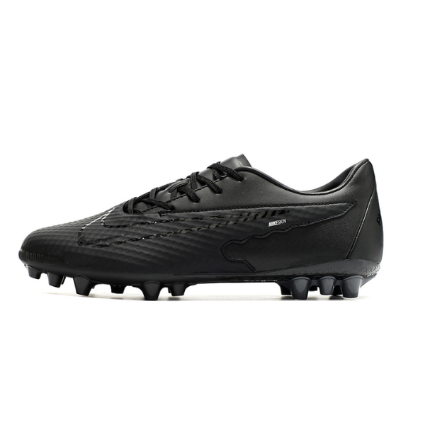 Chuteira Campo Nike Phantom GX Academy AG Black Pack - VENI Futebol