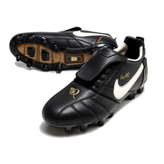 Scarpa da calcio Nike Tiempo R10 Legend Elite nera e bianca per terreni compatti FG