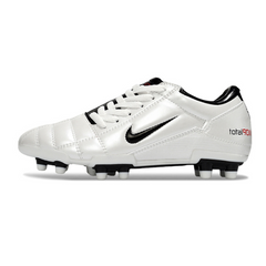 Scarpa da calcio Nike Total 90 III FG bianca e nera per terreni compatti