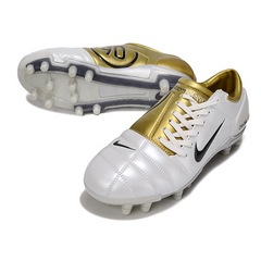 Botas de fútbol Nike Total 90 III FG para terreno firme, color blanco y dorado