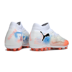 Botas de fútbol Puma Future 8 AG para césped artificial, color blanco, naranja y azul