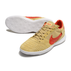 Scarpa da calcio Nike Streetgato Beige e Rossa Indoor IC