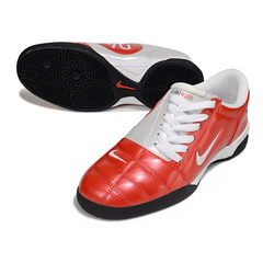 Scarpa da calcio Nike Total 90 III rossa e bianca da interno IC