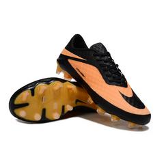 Botas de fútbol Nike Phantom Hypervenom Elite DF naranjas y negras para niños, para terreno firme (FG).