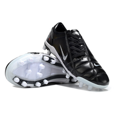 Scarpa da calcio per bambini Nike Total 90 III nera per terreni compatti FG