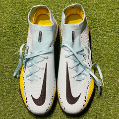 Chuteira Society Nike Phantom GT 2 Pro DF TF Lucent Pack Tamanho 40