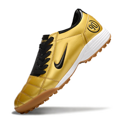 Scarpa da calcio Nike Total 90 III Turf TF oro e nero