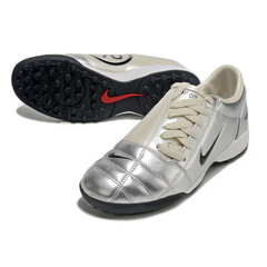 Scarpa da calcio Nike Total 90 III Turf TF argento e beige
