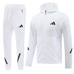 Cappotto e pantaloni bianchi Adidas Cold Set