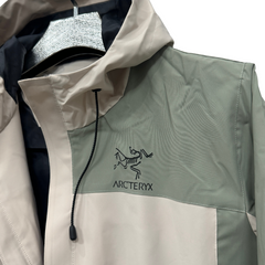Giacca a vento verde beige Arc'Teryx