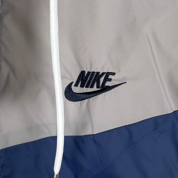 Corta Vento Nike Branca, Cinza e Azul - VENI Futebol