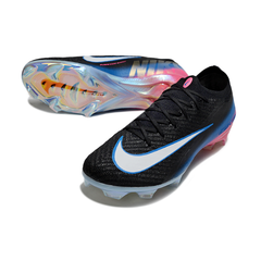 Botas de fútbol Nike Air Zoom Mercurial Vapor 16 Elite negras, azules y rosas para terreno firme (FG).