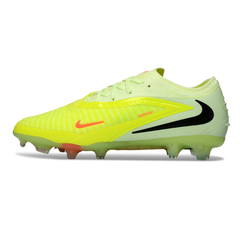 Botas de fútbol Nike Phantom 6 Elite DF Max Voltage Pack para terreno firme (FG).