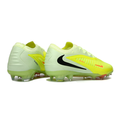 Botas de fútbol Nike Phantom 6 Elite DF Max Voltage Pack para terreno firme (FG).
