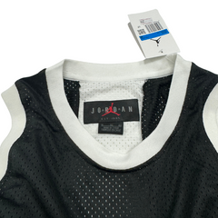 Camiseta sin mangas Jordan blanca y negra