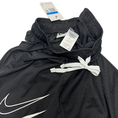 Pantalones cortos Nike blancos y negros