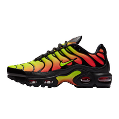 Scarpe casual Nike Air Max Plus TN nere e solari Volt