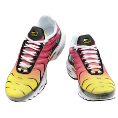 Zapatillas Nike Air Max Plus TN color rojo frambuesa