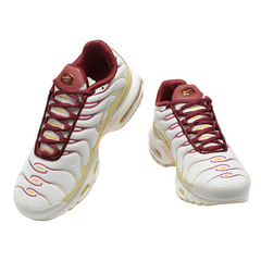 Zapatillas casuales Nike Air Max Plus TN en color vela y rojo equipo