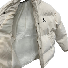 Chaqueta acolchada Jordan color beige