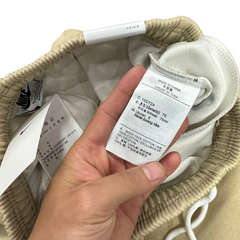 Pantalones deportivos Nike color beige