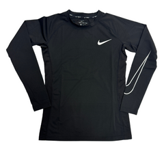 Camiseta Nike negra de manga larga