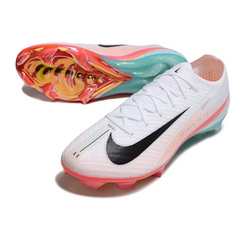 Botas de fútbol Nike Air Zoom Mercurial Vapor 16 Elite Sam Kerr Pack negras y blancas para terreno firme (FG).