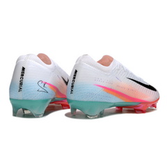 Botas de fútbol Nike Air Zoom Mercurial Vapor 16 Elite Sam Kerr Pack negras y blancas para terreno firme (FG).