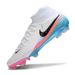 Bota de fútbol Nike Phantom Luna 2 Elite DF blanca, azul claro y rosa para terreno firme (FG).