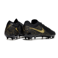 Scarpa da calcio Nike Phantom GX2 Elite nera per terreni compatti FG