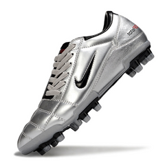 Botas de fútbol Nike Total 90 III FG para terreno firme, color plata y negro