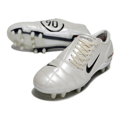 Botas de fútbol Nike Total 90 III FG para terreno firme, color blanco