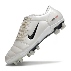 Botas de fútbol Nike Total 90 III FG para terreno firme, color blanco