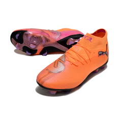 Scarpa da calcio Puma Future 8 arancione e rosa per terreni compatti FG