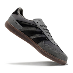 Scarpa da calcio Adidas Predator 24 League Low grigia e nera da interno IC