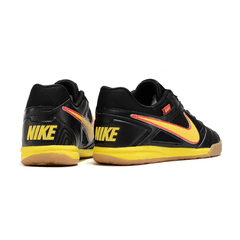 Chuteira Futsal Nike SB Gato X Supreme IC Preta e Amarela - VENI Futebol