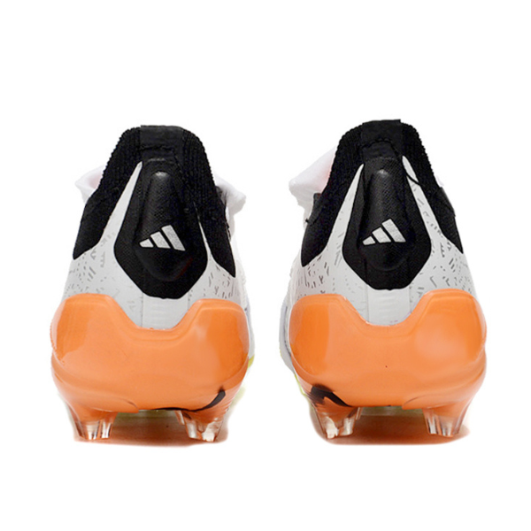 Chuteira Infantil Campo Adidas Predator 30 Elite Com Lingua FG Branca, Preta e Laranja - VENI Futebol