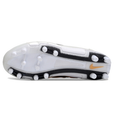 Botas de fútbol Nike Total 90 III para niños, blancas y doradas, para terreno firme (FG).