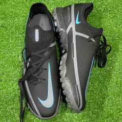 Chuteira Sociedad Nike Phantom GT 2 Pro TF Black Pack Tamanho 40