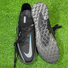Chuteira Sociedad Nike Phantom GT 2 Pro TF Black Pack Tamanho 40