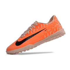 Chuteira Society Nike Phantom GX Academy TF United Pack - VENI Futebol