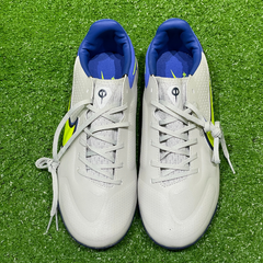 Chuteira Sociedad Nike Tiempo Legend 9 Academy TF Branca e Azul Tamanho 40
