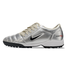 Scarpa da calcio Nike Total 90 III Turf TF argento e beige