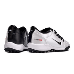 Botas de fútbol Nike Total 90 III Turf TF color plata y negro